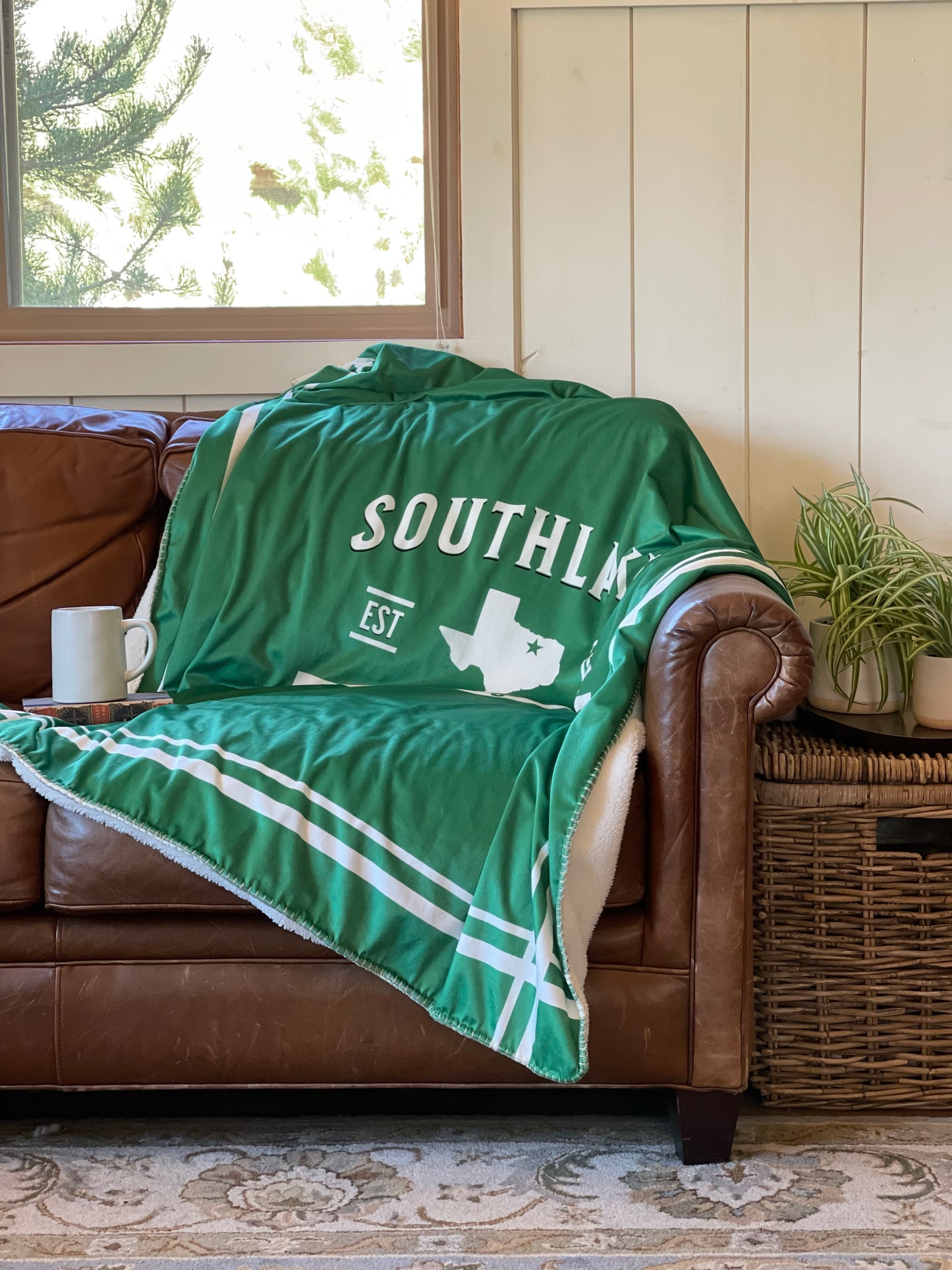 Premium Fleece Throw Blanket - Southlake Est 1956